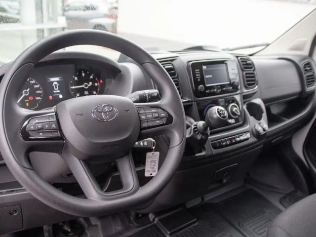 Toyota Proace Max
