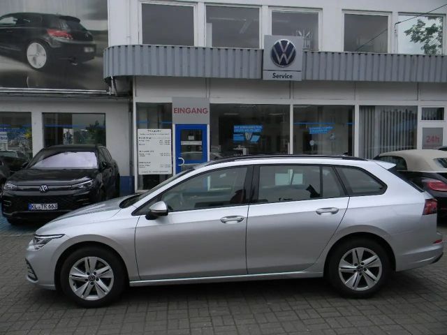 Volkswagen Golf VIII Variant Life 2,0 TDI SCR 6 GANG 2024 Diesel