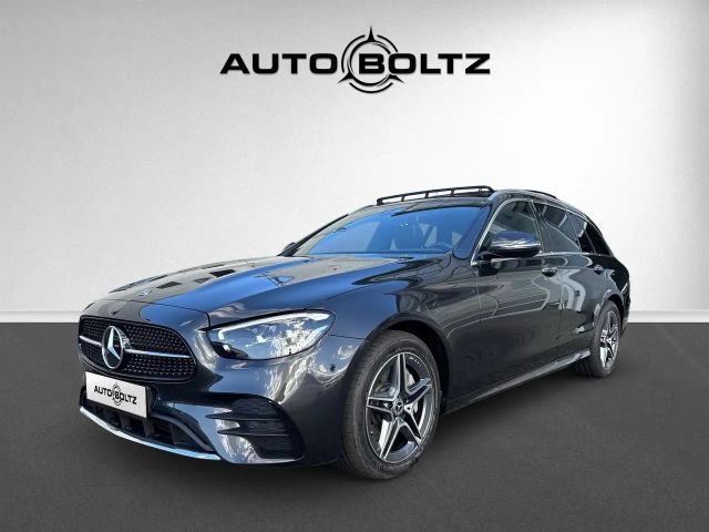Mercedes-Benz E 300 T de AMG ENp 80000 Pano KGo Sound Totwinke 2022 Hybride / Diesel