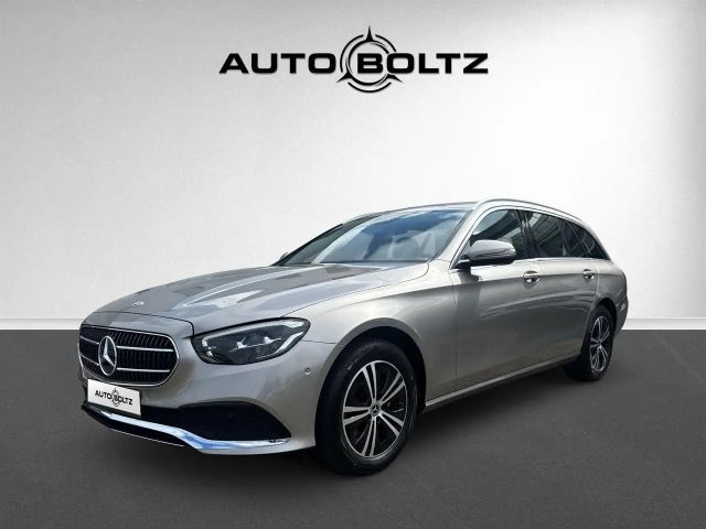 Mercedes-Benz E 220 T CDI Avantgarde Standheizung Kamera Spur 2022 Diesel