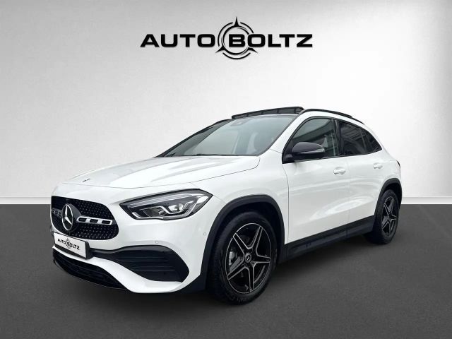 Mercedes-Benz GLA 200 AMG Line Night-P. PANO AHK Sound-System 2022 Benzine