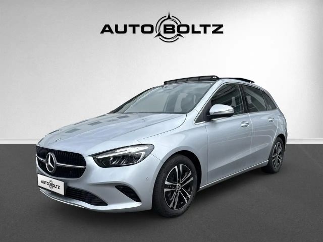 Mercedes-Benz B 200 ENp 51000 Pano KGo Winter P el Klappe 2024 Benzine