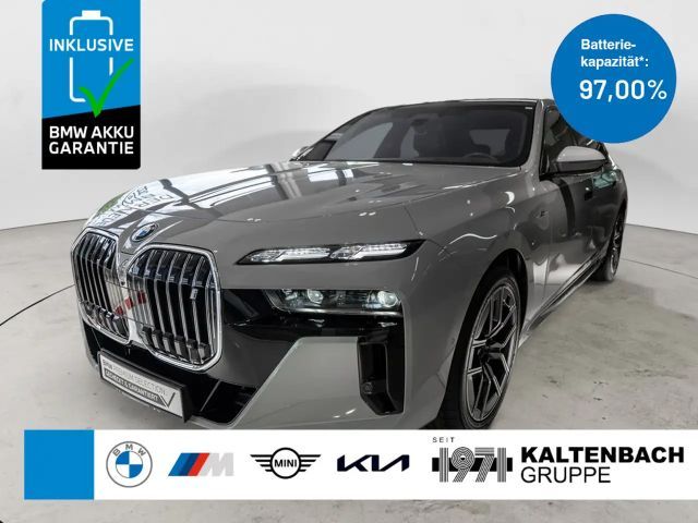BMW i7 xDrive 60 M-Sport PANO 360° SITZBELÜFTUNG 2024 Elektrisch