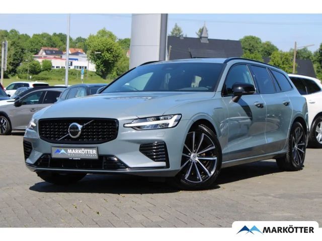 Volvo V60 Plus Dark AWD/NAVI/PDC/CAM/Fshz/SHZ/PANO/ 2023 Hybride / Benzine