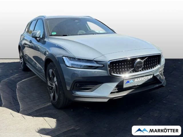 Volvo V60 Cross Country Plus AWD/LED/NAVI/PDC/SHZ/LHZ 2023 Diesel