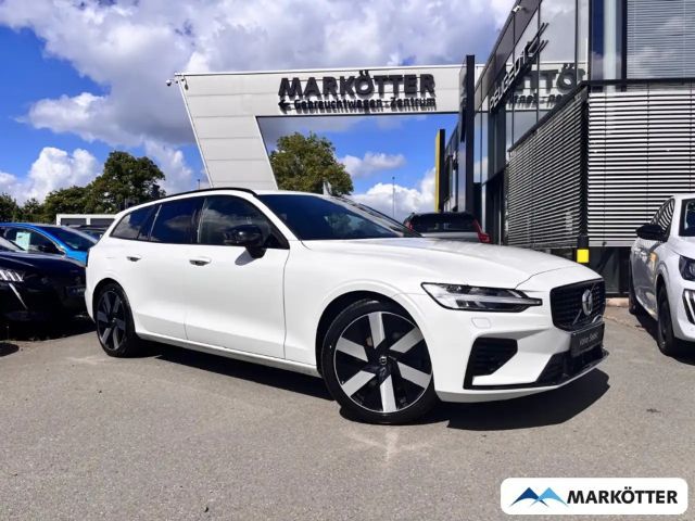 Volvo V60 T6 AWD Plus Dark Recharge ACC/AHK/PANO/STHZ 2023 Hybride / Benzine