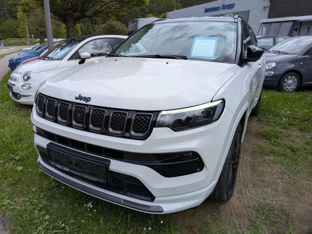 Jeep Compass S Plug-In Hybrid 4WD PHEV, Parksensoren vorn+ hint 2022 Hybride / Benzine