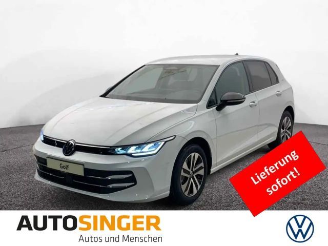 Volkswagen Golf ENERGY 1.5 eTSI DSG AHK*CAM*ACC*3-Z*LED*SHZ 2026 Benzine