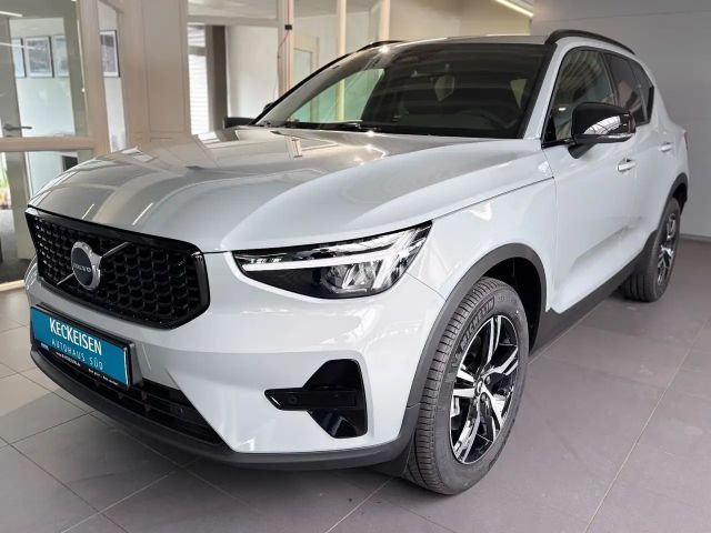Volvo XC40 B3  PLUS Dark  sofort verfügbar 2026 Benzine