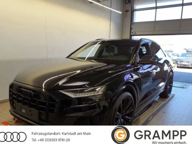 Audi SQ8 competition plus +OPTIK+23"+AHK+KAMERA+MATRI 2023 Benzine