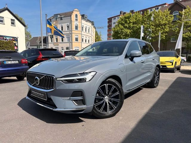 Volvo XC60 T8 AWD Ultimate Pano, AHK, 360°Massagesitze 2023 Hybride / Benzine