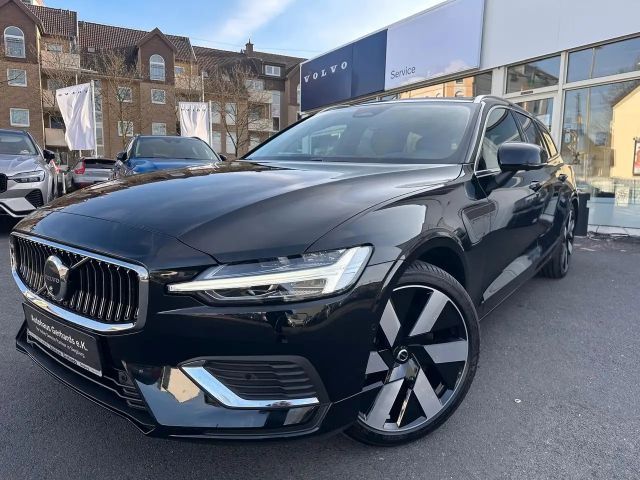 Volvo V60 T6 AWD Plugin L RangUltra,Pano360°AHK;Massag 2025 Hybride / Benzine