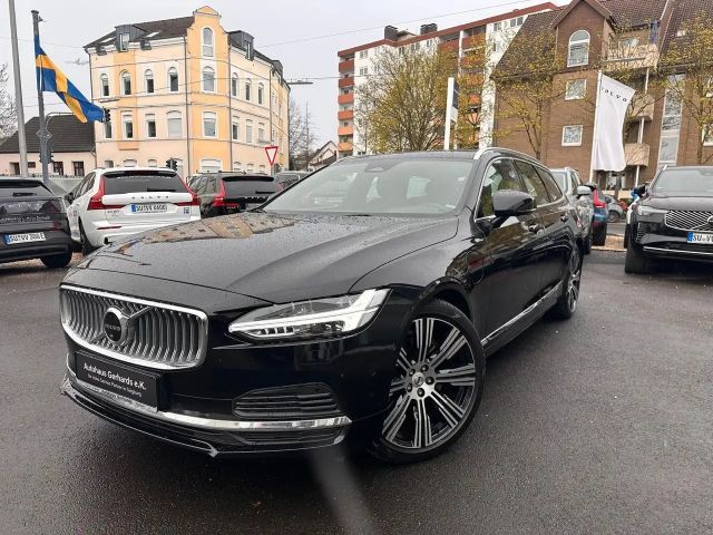 Volvo V90 T8 AWD Ultimate in L Range Pano,360°,HUD,20' 2023 Hybride / Benzine