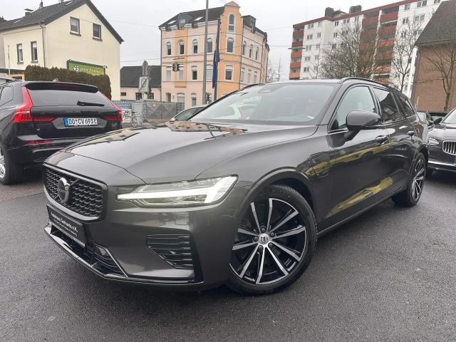 Volvo V60 T6 AWD Plus Dark,L-Range,Pano,Acc,Standh. 2022 Hybride / Benzine