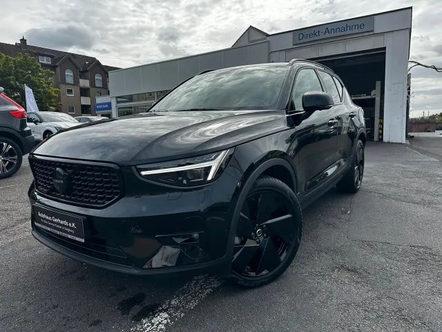 Volvo XC40 B3 Plus Black Edition Pano360°,20'',BLIS,LH 2025 Benzine