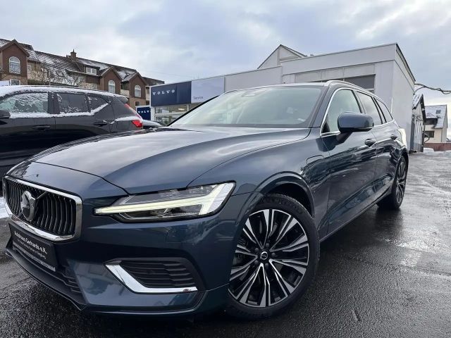 Volvo V60 T6 AWD Plug in L-Rang Plus,Pano,BLIS,ACC,STH 2022 Hybride / Benzine