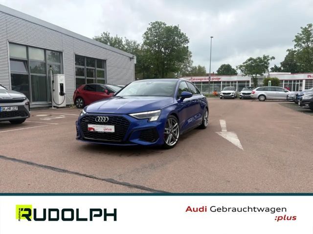 Audi A3 Limo 40 TDI quattro S line Matrix StandHZG B&O AHK 2023 Diesel