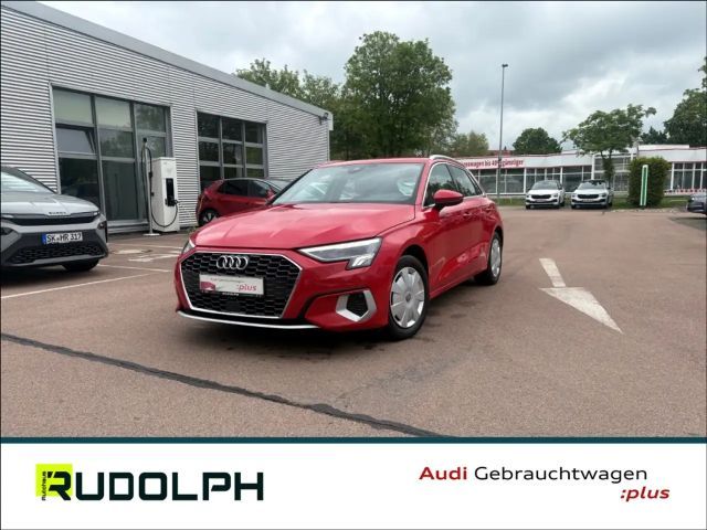 Audi A3 Sportback 30 TFSI advanced LED NAVI PDC SHZ 2022 Benzine