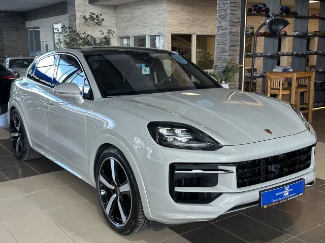 Porsche Cayenne Coupe S E Pano Memory Luftfeder. 360Cam 2025 Hybride / Benzine