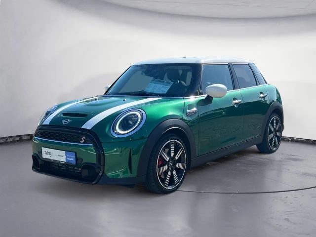MINI Cooper S Classic Trim Steptronic Navi Aktive Ges 2021 Benzine