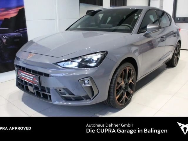 Cupra Leon 2.0 TSI VZ HAILSTORM+MATRIX+ACC+TOTW+5JGAR Klima 2025 Benzine