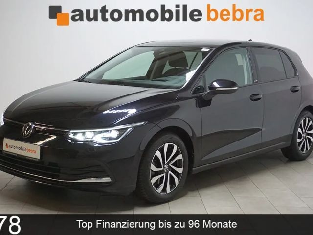 Volkswagen Golf 8 2.0TDI DSG Active Virtual AHK Pano Navi 2022 Diesel