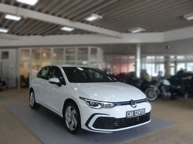 Volkswagen Golf VIII Lim. GTE eHybrid; NAV / LEDplus / LAN 2021 Hybride / Benzine