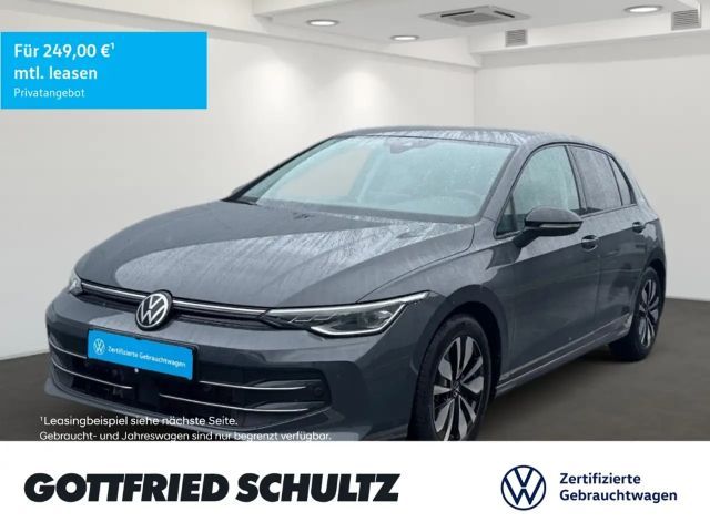Volkswagen Golf VIII GOAL eTSI DSG AHK NAVI SITZHEIZUNG EINPARKHIL 2025 Benzine