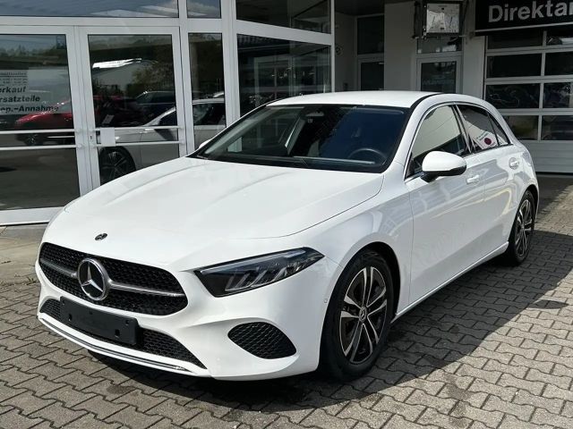 Mercedes-Benz A 180 Progressive Rückfahrkamera,DAB,Navi,LED,Lkr-Hzg A1 2024 Benzine