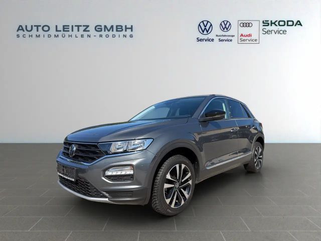 Volkswagen T-Roc 1.5 TSI United AHK Navi APP SHZ PDC LM16 2021 Benzine