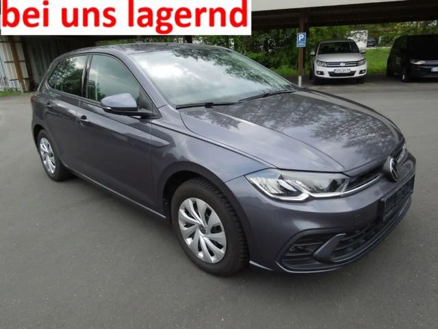 Volkswagen Polo 1.0 TSI Life/Klimaautomatik/Kamera/8x Räder 2022 Benzine