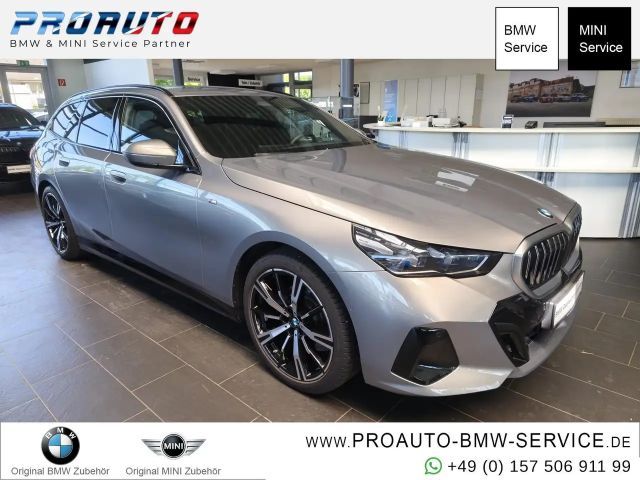 BMW 520 i M Sport Tour. HK/Dr.As+/RFK/20"Alu/AHK 2025 Benzine