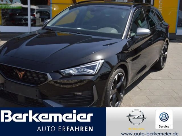 Cupra Leon Sportstourer e-Hybrid NAVI / SHZ / KAMERA/ ACC 2023 Hybride / Benzine