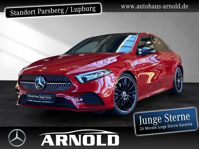 Mercedes-Benz A 250 A 250 4M Limousine AMG Line Night Pano Burmester 2021 Benzine