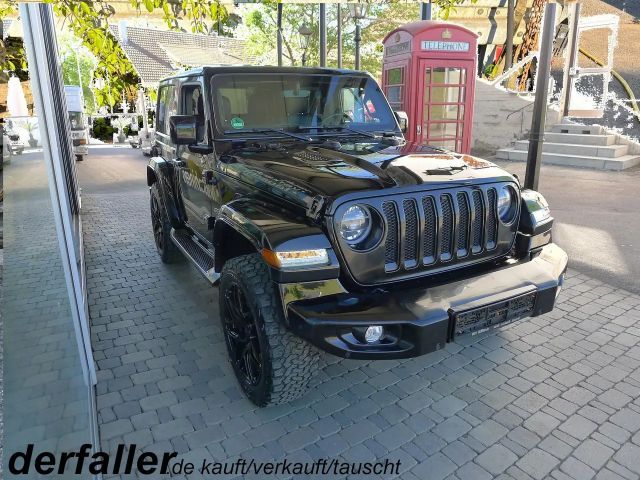 Jeep Wrangler Overland m. Hardtop Softtop Breitreifen 2021 Benzine