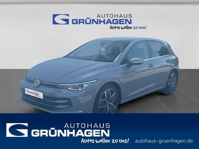 Volkswagen Golf Golf VIII 1.5 eTSI Style DSG-ACC-AHK-LED-Standhz 2025 Benzine