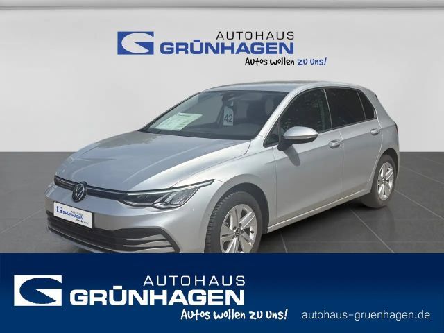 Volkswagen Golf Golf VIII 1.5 eTSI Life (EURO 6d Navi/Autom./LED 2022 Benzine