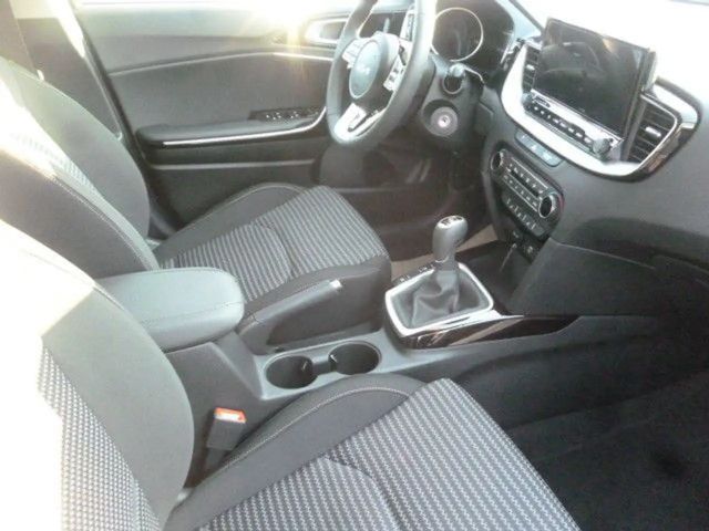 Kia Ceed / cee'd
