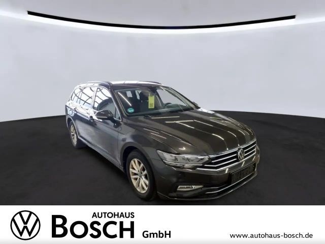 Volkswagen Passat Variant 1.5 TSI Business DSG Navi SHZ ACC 2024 Benzine