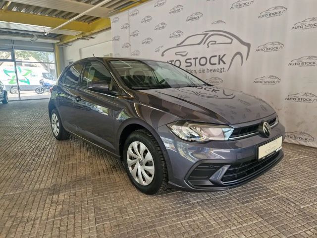 Volkswagen Polo 1.0 TSI Life LED PDC App Connect ACC Sitzh. 2023 Benzine