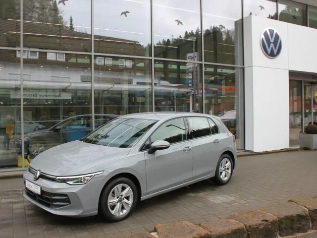 Volkswagen Golf VIII Lim. Life 2.0 TDI DSG Navi,ACC,LED,SHZ 2024 Diesel