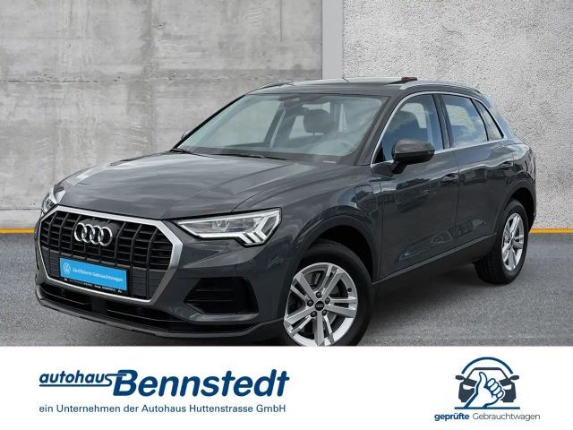 Audi Q3 45 TFSIe LED NAVI+ PANO AHK 2022 Hybride / Benzine