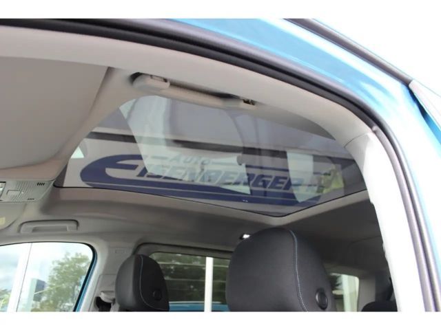 Ford Grand Tourneo