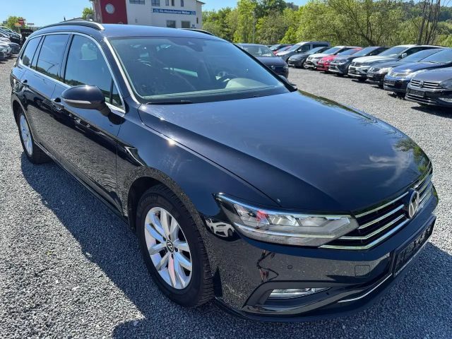 Volkswagen Passat Variant 2.0 TDI *DSG*AHK*BUSINESS*PDCHI+V 2024 Diesel