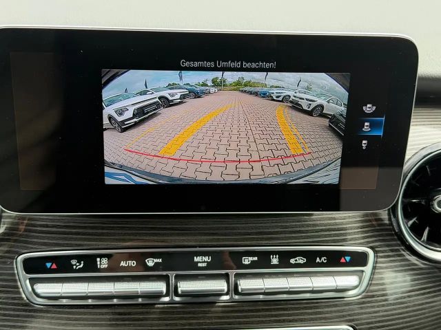 Mercedes-Benz V 250