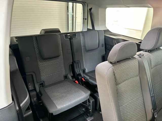 Ford Grand Tourneo