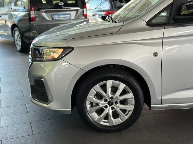 Ford Grand Tourneo