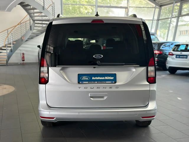 Ford Grand Tourneo