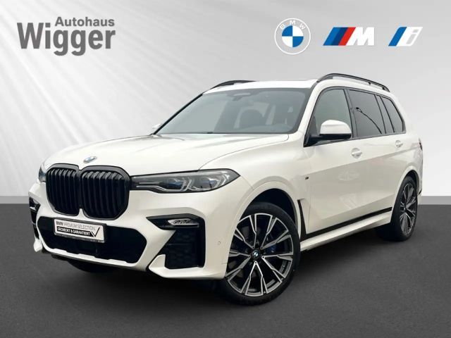 BMW X7 i/HUD/StandHZ/AHK/Panorama/Bowers&Wilkins 2021 Benzine