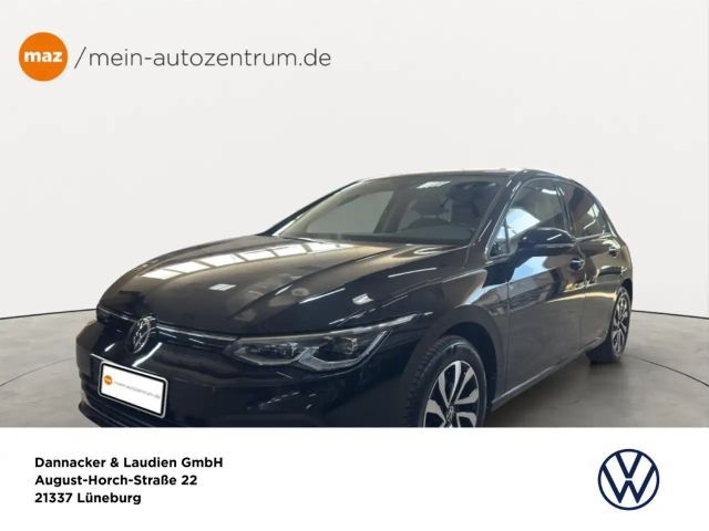 Volkswagen Golf VIII 1.5 TSI Active Alu Matrix-LED Navi Standheizu 2022 Benzine
